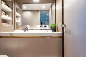 Thumbnail von Azimut 60