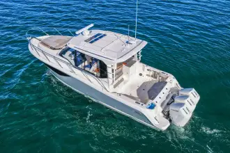 Thumbnail von Boston Whaler 360 Outrage