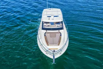 Thumbnail von Boston Whaler 360 Outrage