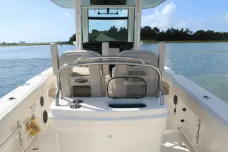 Thumbnail von Boston Whaler 250 Outrage
