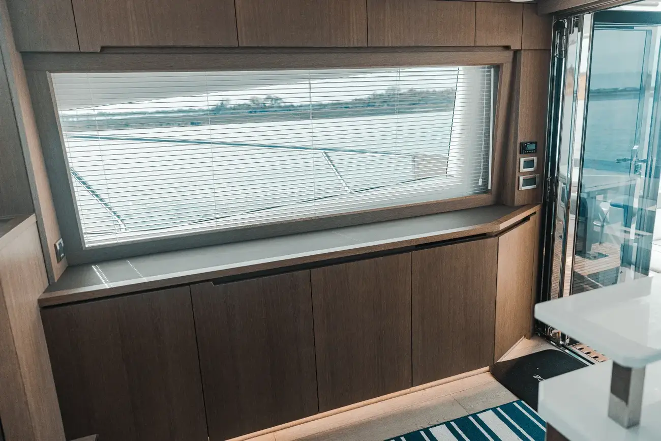 Thumbnail von Galeon 550 FLY