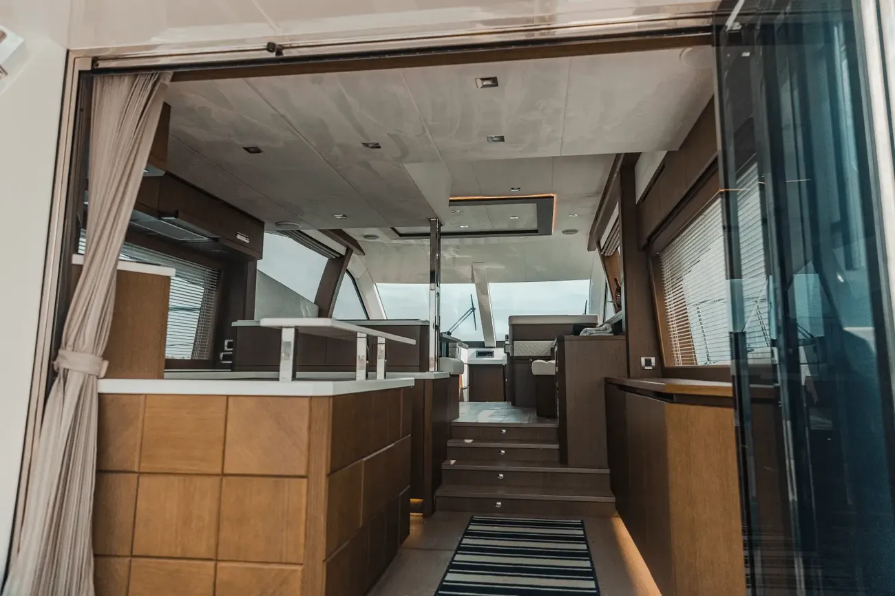 Thumbnail von Galeon 550 FLY