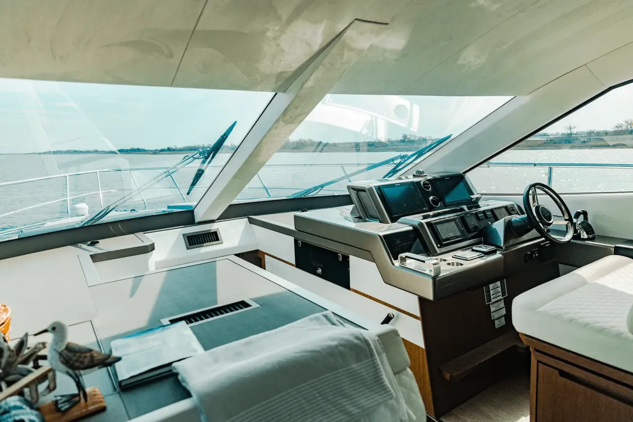 Thumbnail von Galeon 550 FLY