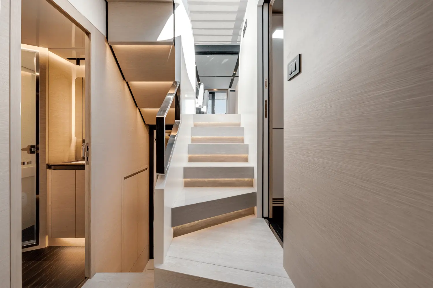 Thumbnail von Azimut S8