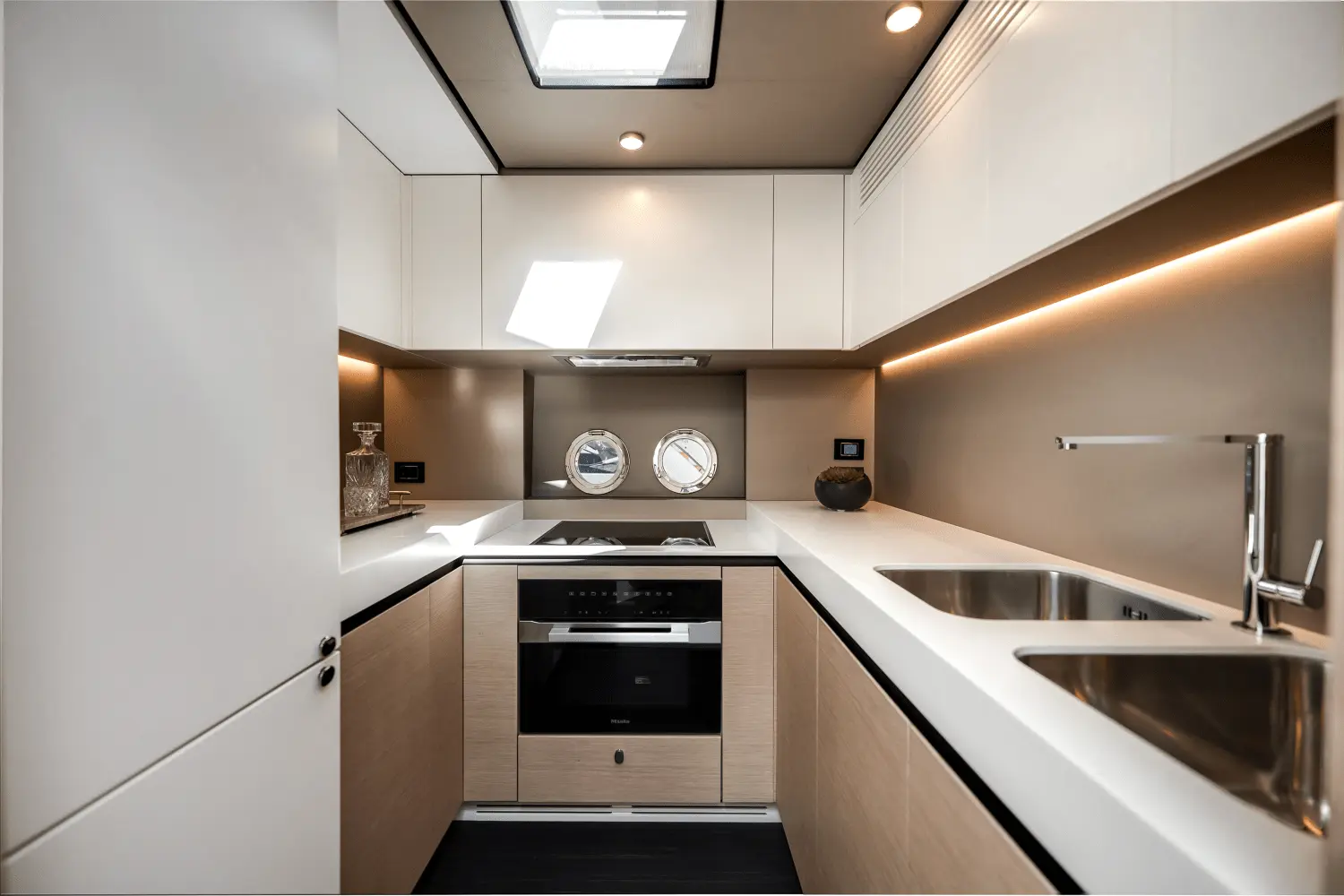 Thumbnail von Azimut S8