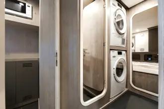 Thumbnail von Azimut S8