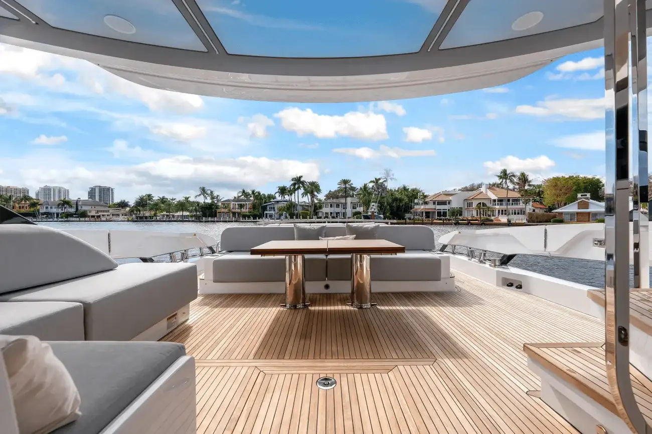 Thumbnail von Azimut S8