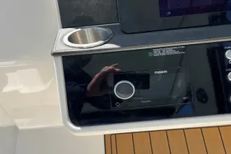 Thumbnail von Sea Ray 320 Sundancer