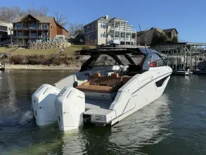 Thumbnail von Cruisers Yachts 42 GLS OB