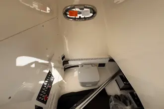 Thumbnail von Boston Whaler 230 Outrage