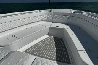 Thumbnail von Intrepid 41 Panacea