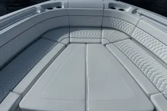 Thumbnail von Intrepid 41 Panacea