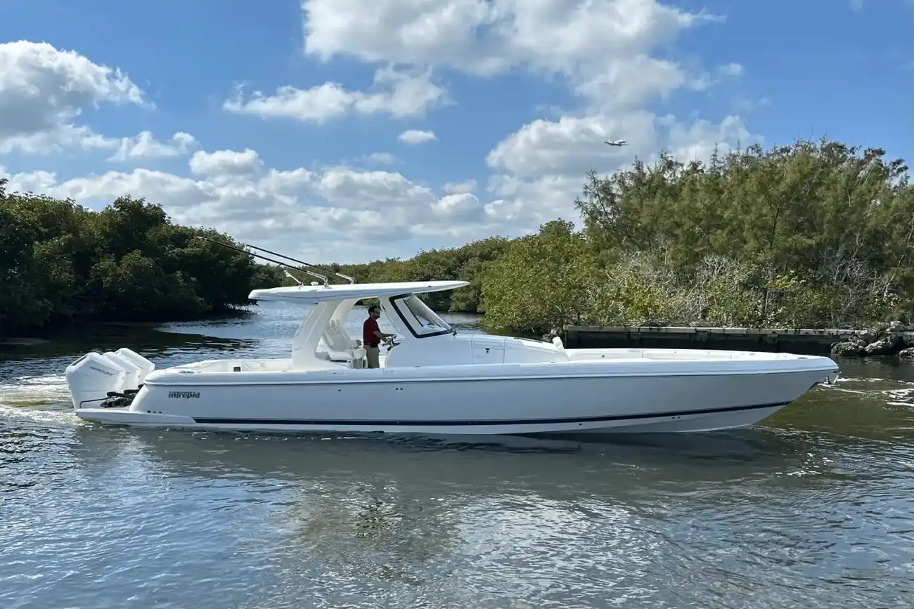 Thumbnail von Intrepid 41 Panacea