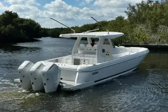 Thumbnail von Intrepid 41 Panacea