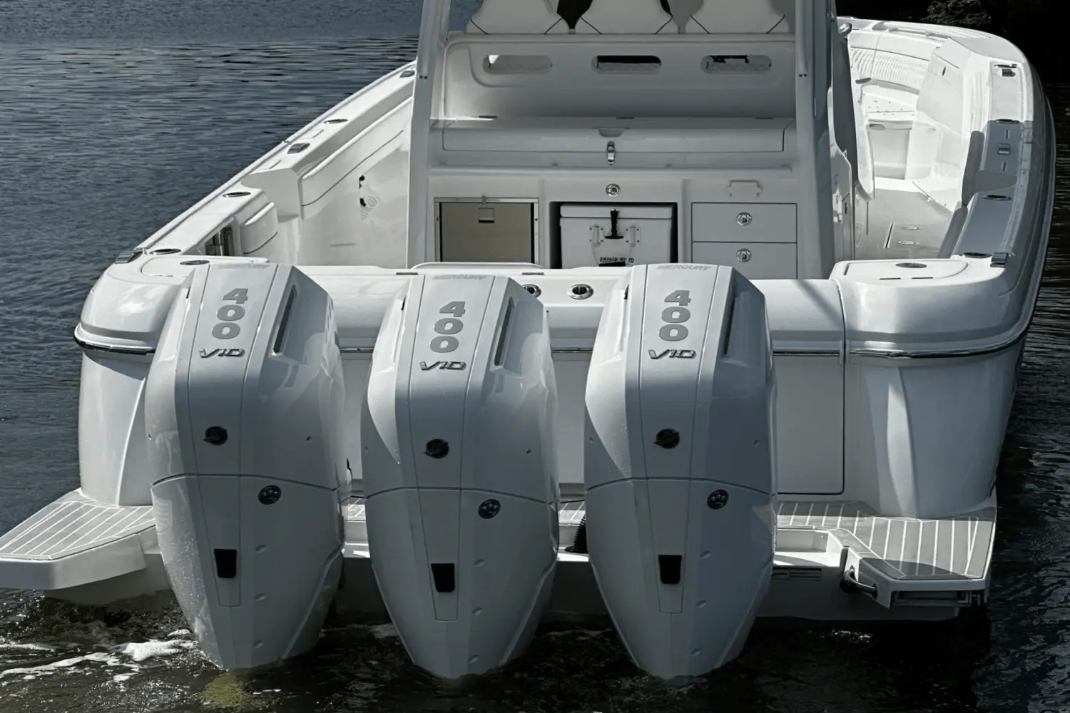 Thumbnail von Intrepid 41 Panacea