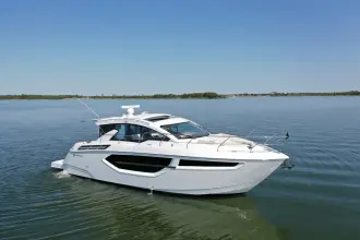 Thumbnail von Cruisers Yachts 42 Cantius