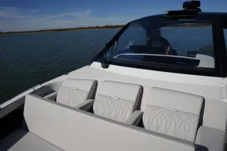 Thumbnail von Sea Ray 370 Sundancer