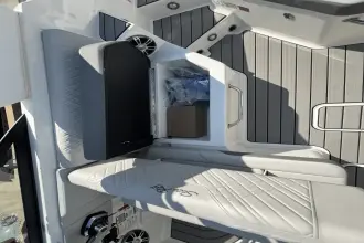 Thumbnail von Sea Ray SDX 270