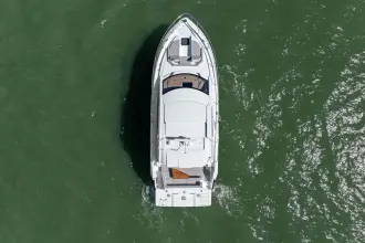 Thumbnail von Cruisers Yachts 46 Cantius