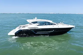 Thumbnail von Cruisers Yachts 46 Cantius