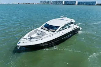 Thumbnail von Cruisers Yachts 46 Cantius