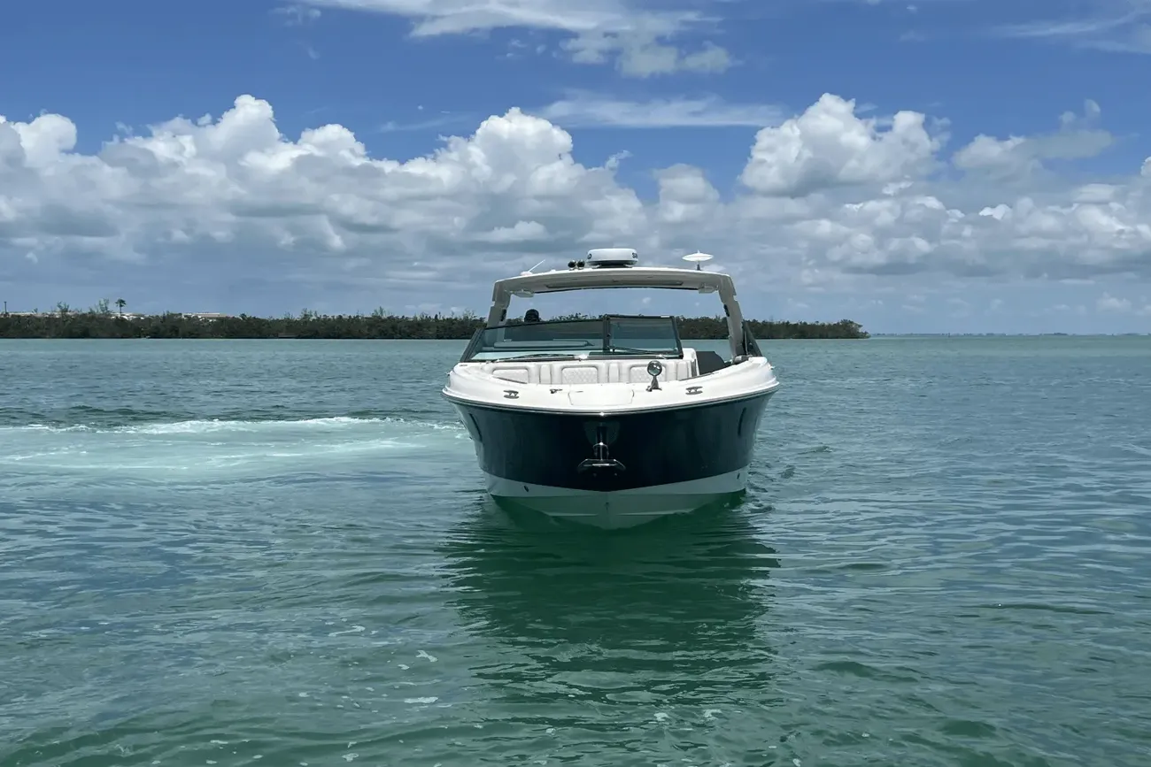 Thumbnail von Sea Ray SLX 400 Outboard