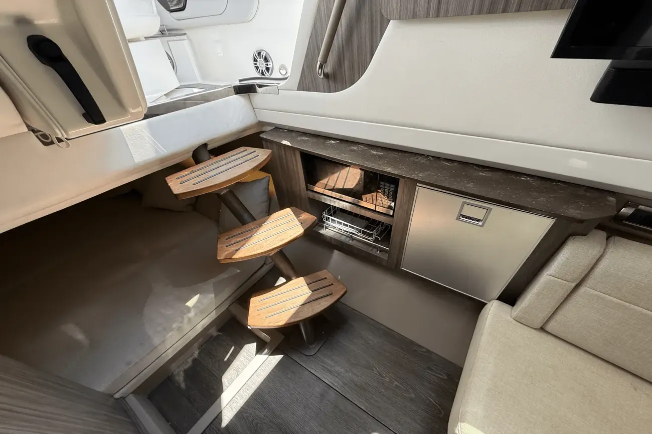 Thumbnail von Sea Ray SLX 400 Outboard