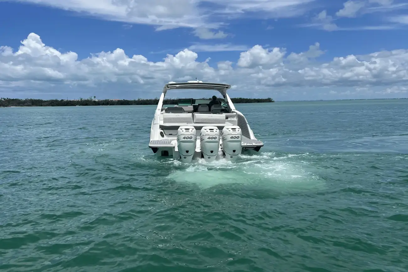 Thumbnail von Sea Ray SLX 400 Outboard