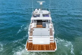 Thumbnail von Azimut S6