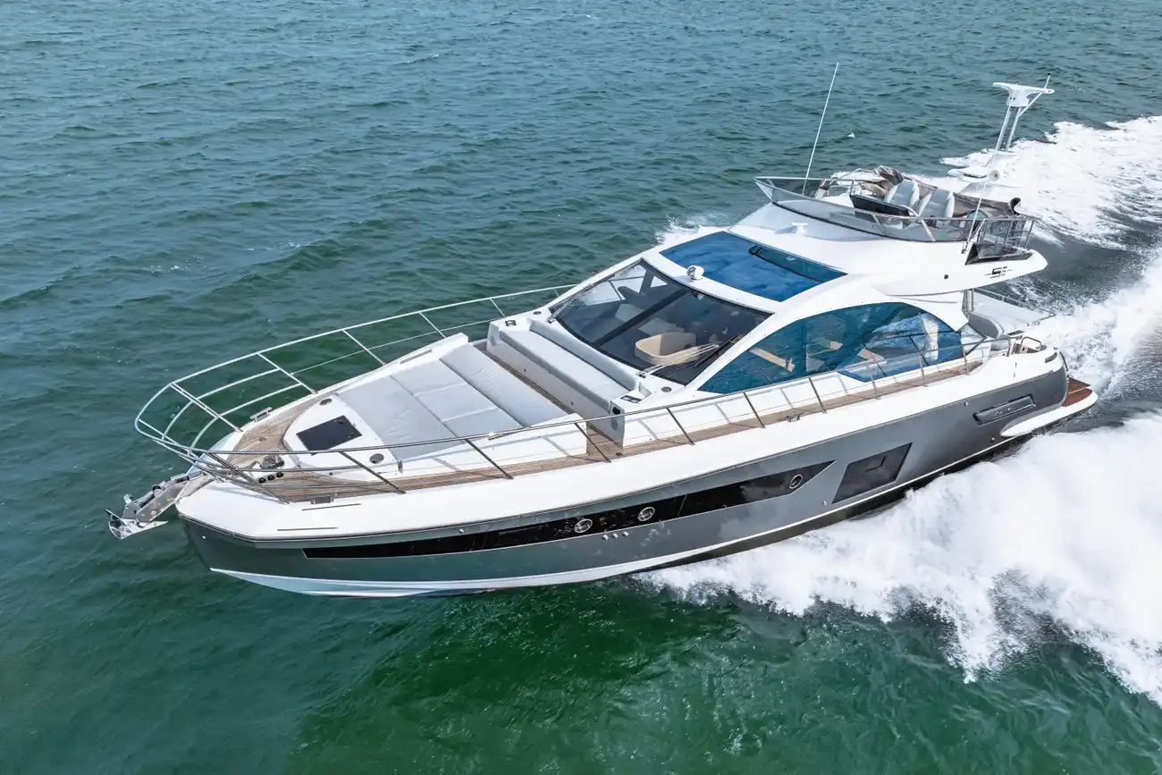 Thumbnail von Azimut S6