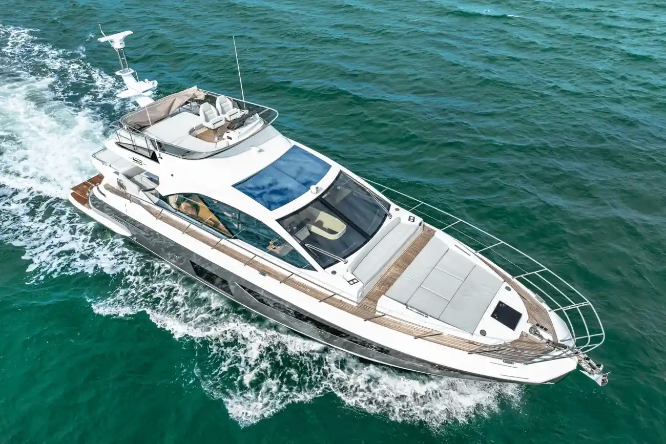 Thumbnail von Azimut S6