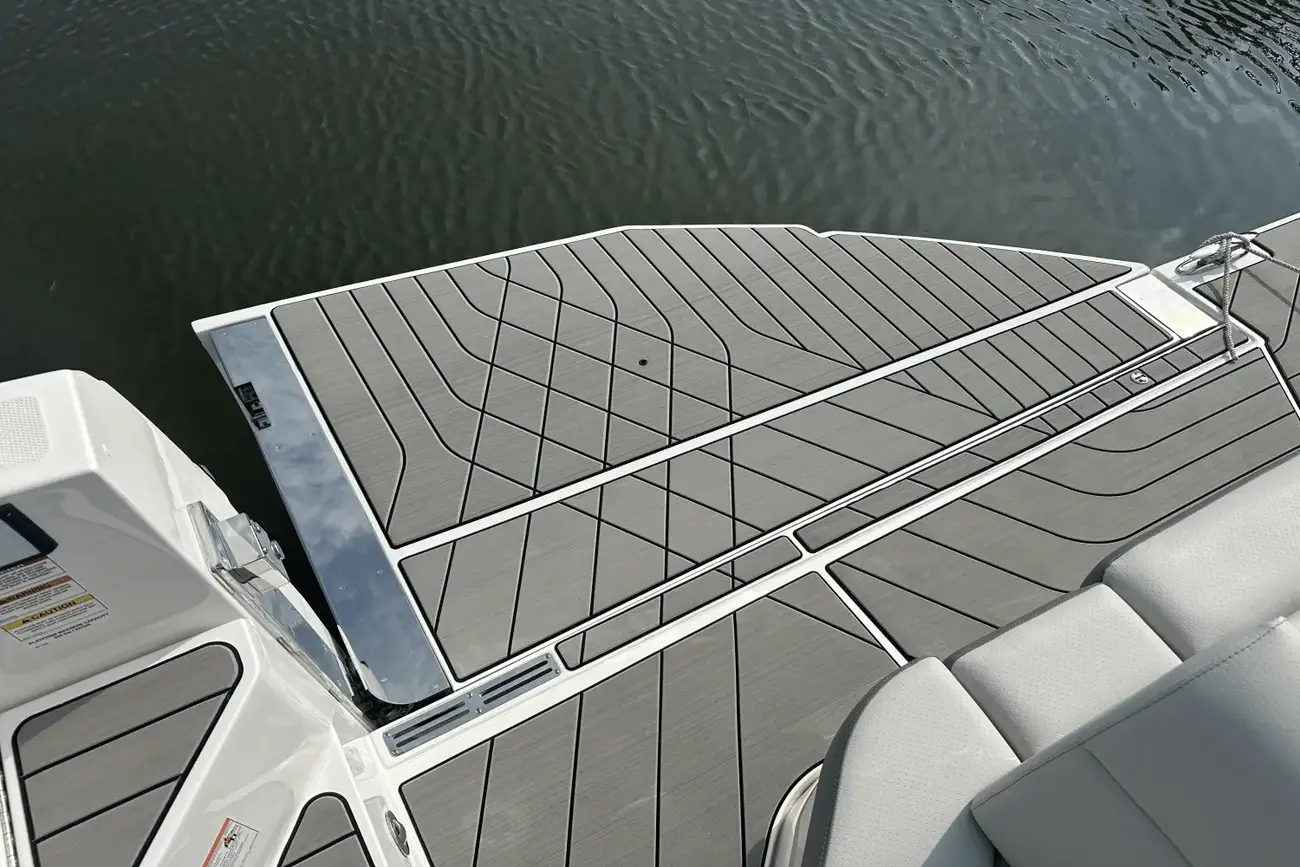 Thumbnail von Sea Ray SLX 400 Outboard