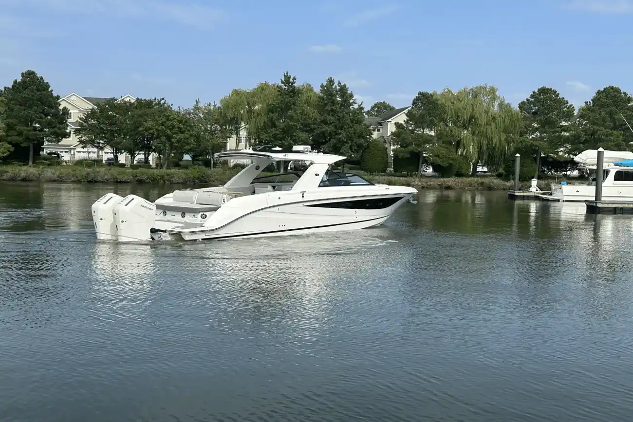 Thumbnail von Sea Ray SLX 400 Outboard