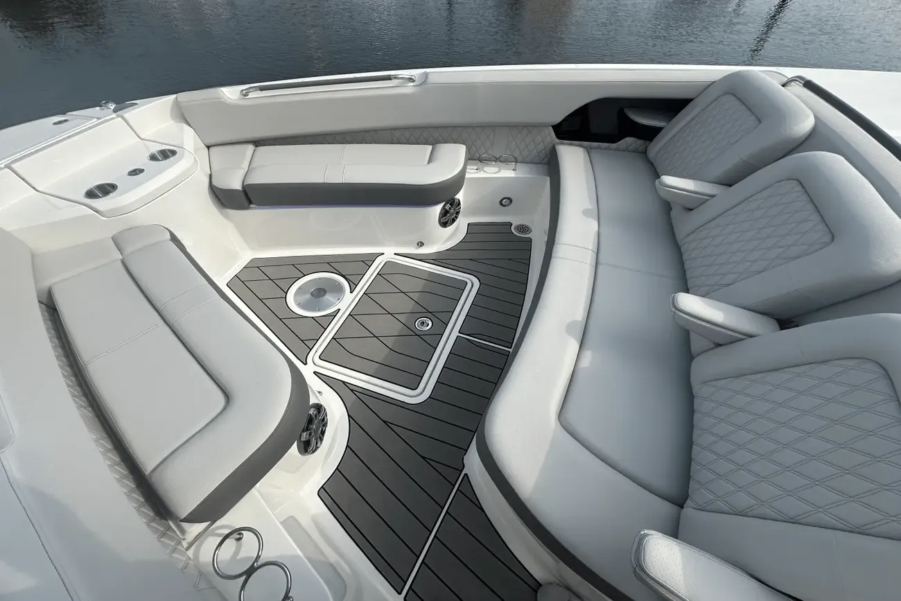 Thumbnail von Sea Ray SLX 400 Outboard