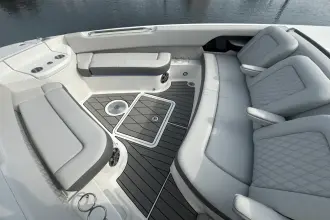 Thumbnail von Sea Ray SLX 400 Outboard