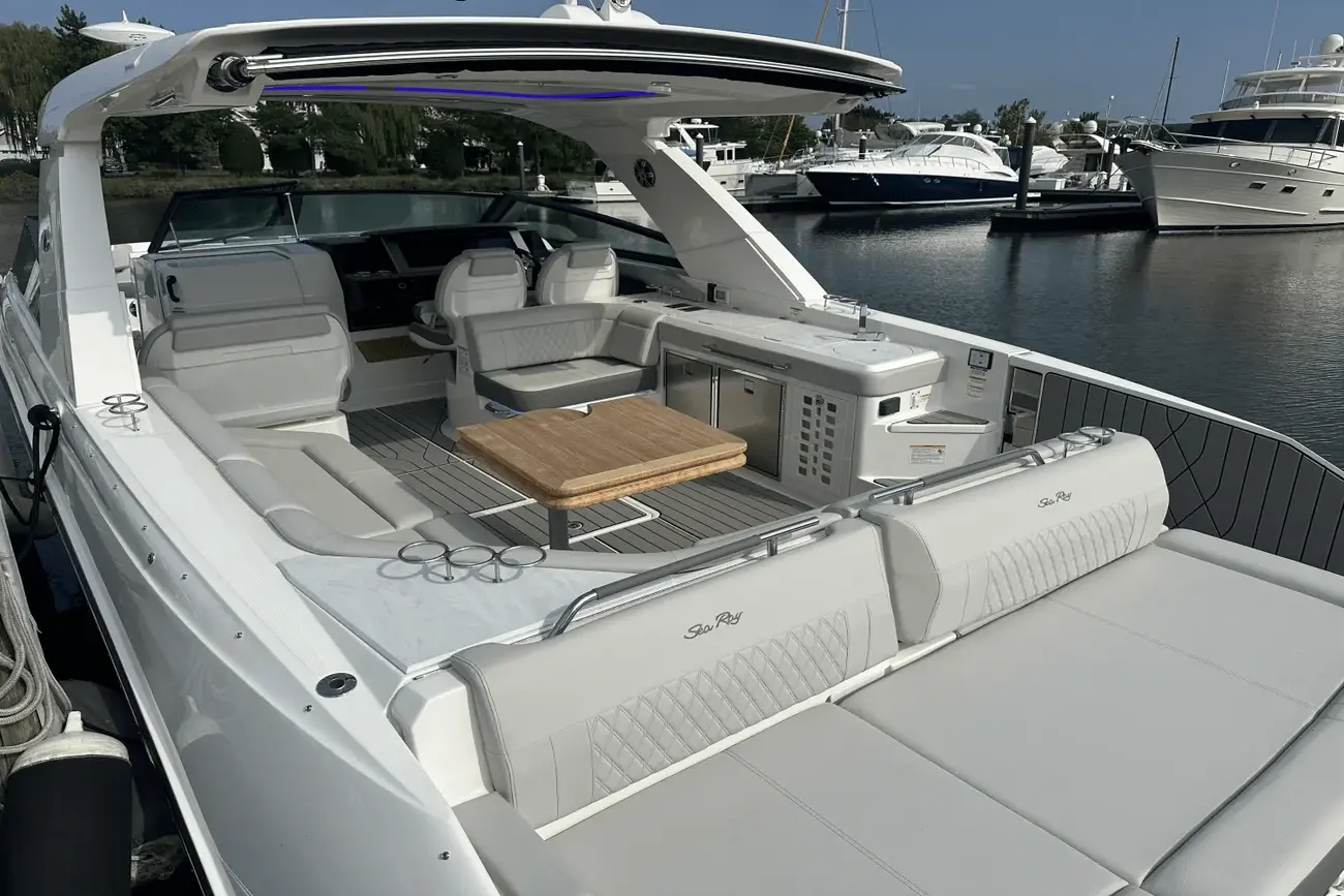 Thumbnail von Sea Ray SLX 400 Outboard