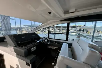 Thumbnail von Cruisers Yachts 50 Cantius