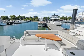 Thumbnail von Cruisers Yachts 46 Cantius