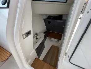 Thumbnail von Boston Whaler 330 Vantage