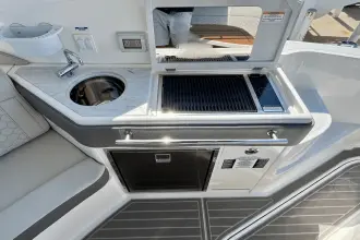 Thumbnail von Sea Ray 320 Sundancer