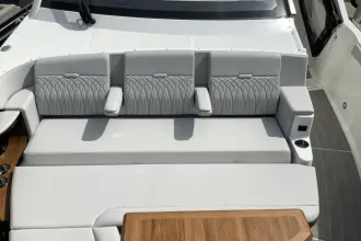 Thumbnail von Sea Ray 370 Sundancer