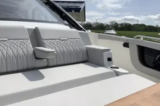 Thumbnail von Sea Ray 370 Sundancer