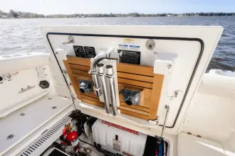 Thumbnail von Boston Whaler 350 Realm