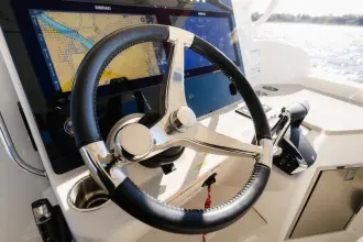 Thumbnail von Boston Whaler 350 Realm