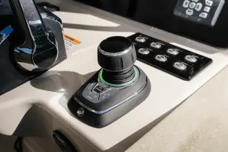 Thumbnail von Boston Whaler 350 Realm