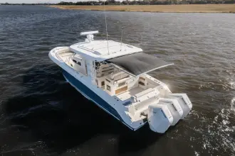 Thumbnail von Boston Whaler 350 Realm