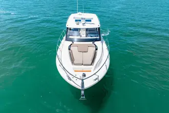 Thumbnail von Boston Whaler 360 Outrage