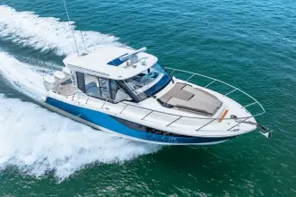 Thumbnail von Boston Whaler 360 Outrage