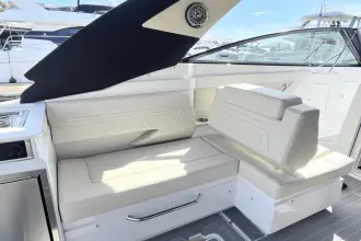 Thumbnail von Cruisers Yachts 34 GLS OB