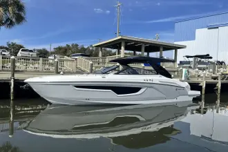Thumbnail von Cruisers Yachts 34 GLS OB